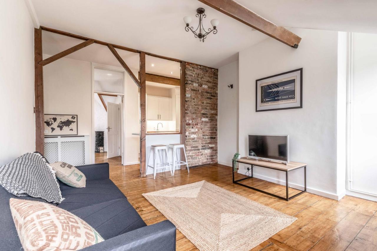Hiddem Gem! Character Home, Walk 2 All Sights Windsor Bagian luar foto
